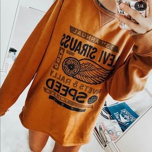 Levi Straus large sweater